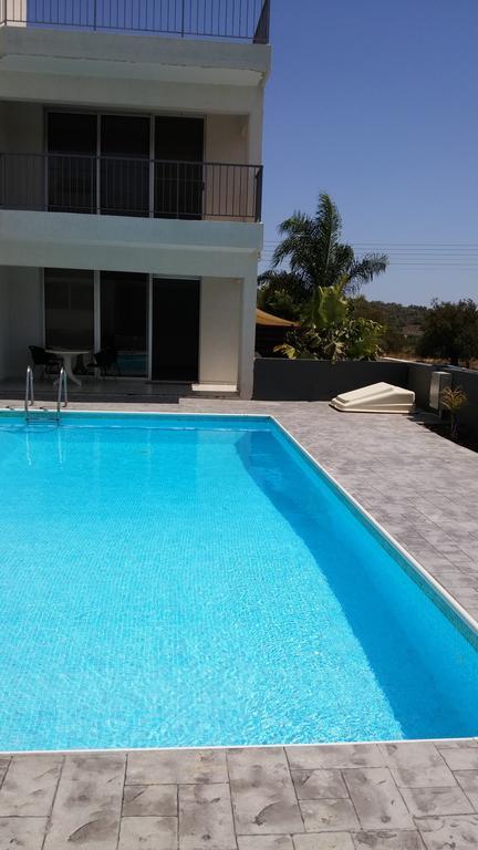 Palms Resort Apartments Alethriko Ruang foto